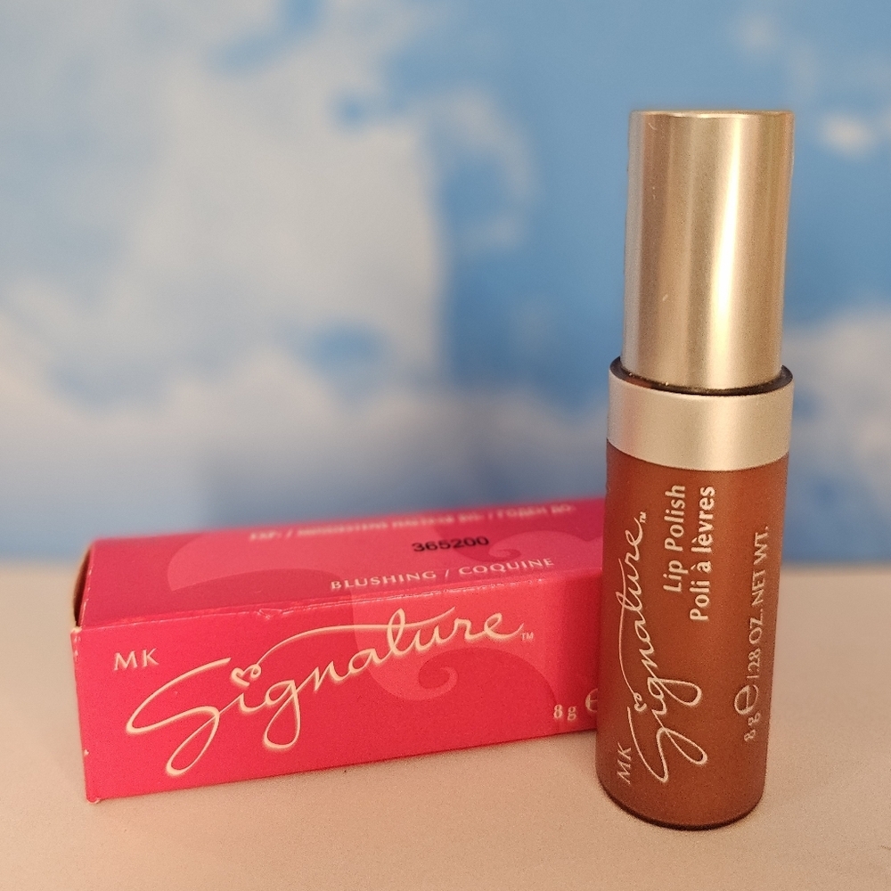NEW Mary Kay Signature Lip Polish / Lip Gloss BLUSHING